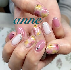 フラワーネイル